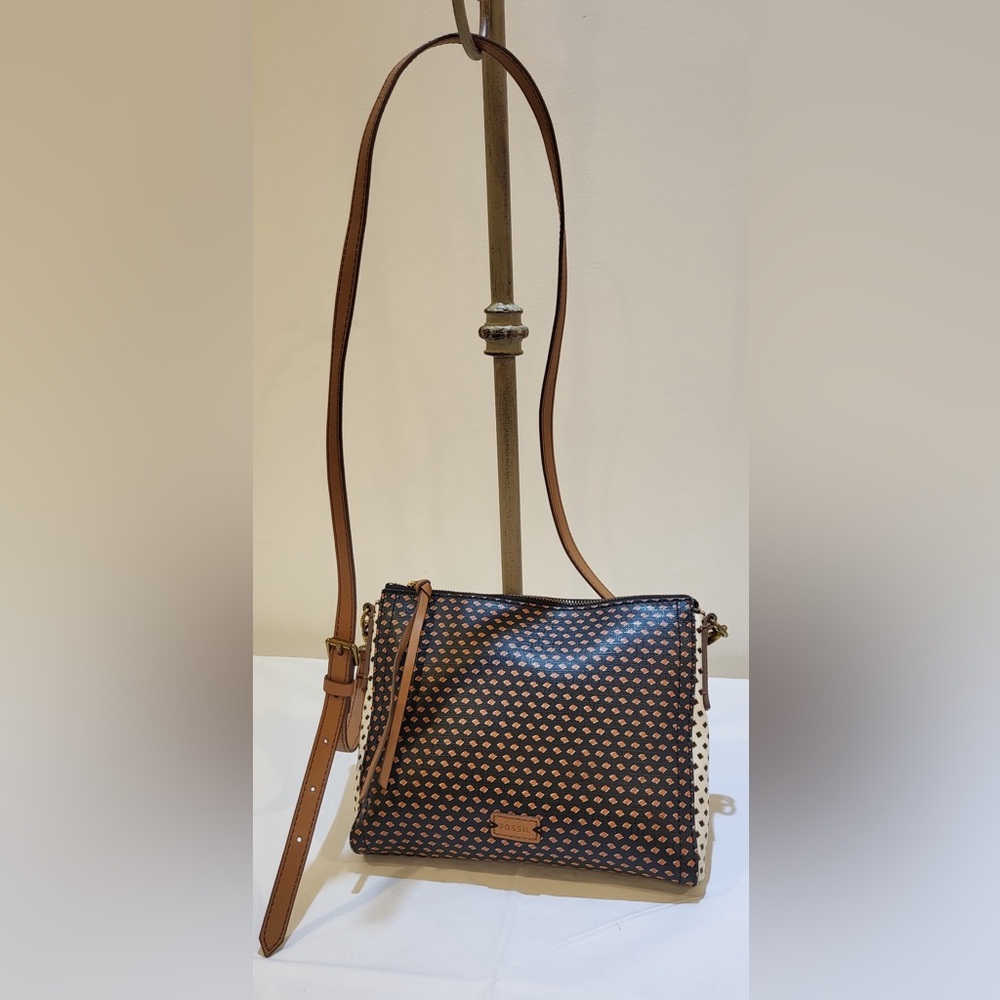 FOSSIL black and tan patterned crossbody bag